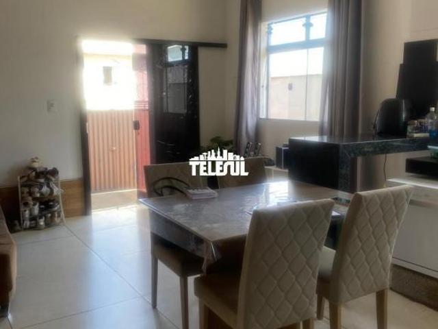Casa com 2 quartos à venda em Varginha, no bairro San Marino