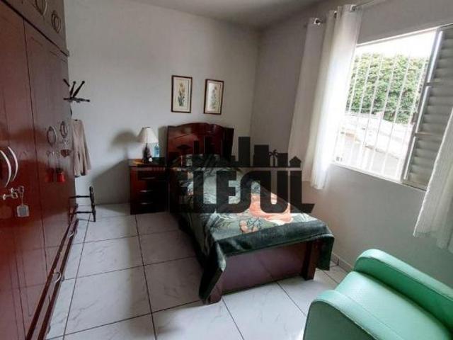 Casa com 2 quartos à venda em Varginha, no bairro Vila Floresta