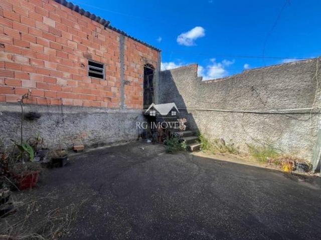 Casa com 2 quartos à venda em Belo Horizonte, no bairro Santa Cecília Vale Do Jatobá