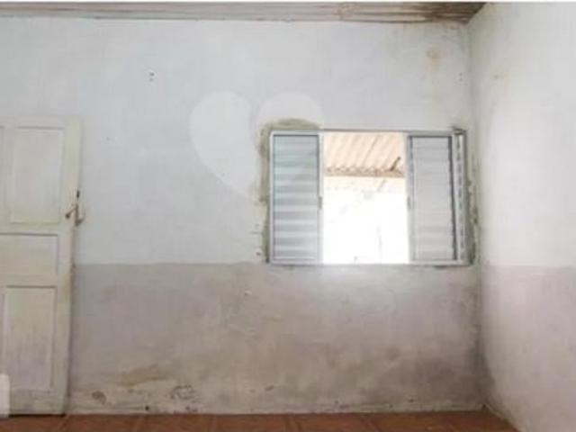 Casa com 2 quartos à venda em Cambuci SP