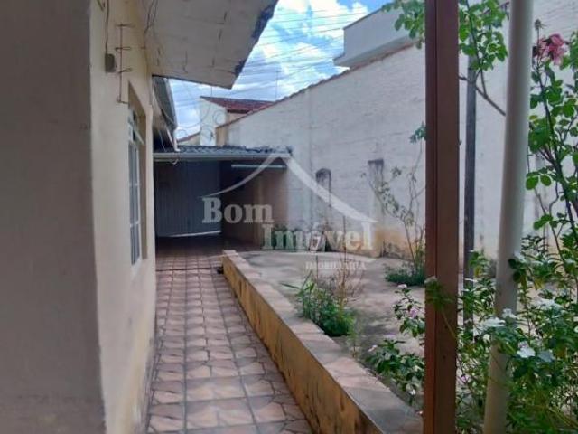 Casa com 2 quartos à venda em Campo Belo, no bairro Vila Misseno Silvério De Almeida