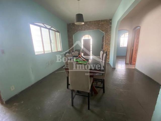 Casa com 2 quartos à venda em Campo Belo, no bairro Floresta