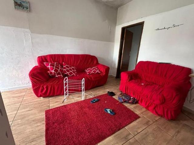 Casa com 2 quartos à venda em Nepomuceno, no bairro Vila Ester