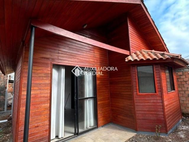 Casa com 2 quartos e 55m² para alugar em Moinhos de Vento, Canoas