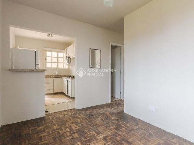 Casa com 2 quartos e 60m² para alugar em Estância Velha, Canoas
