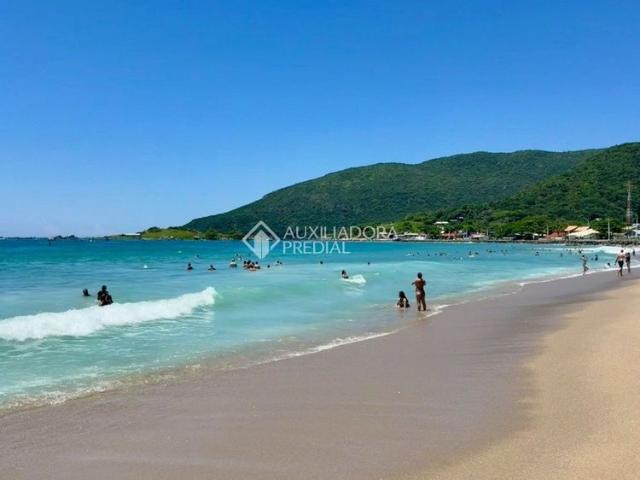 Casa com 2 quartos e 80m² para alugar em Armação do Pântano do Sul, Florianópolis