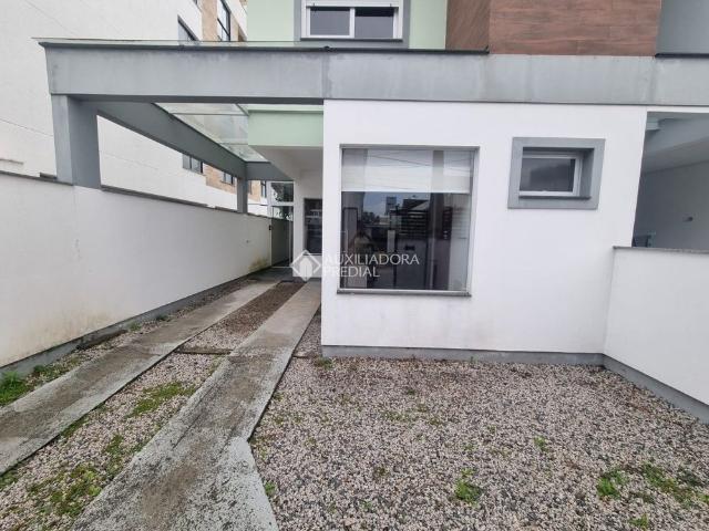 Casa com 2 quartos e 100m² para alugar em Ribeirão da Ilha, Florianópolis