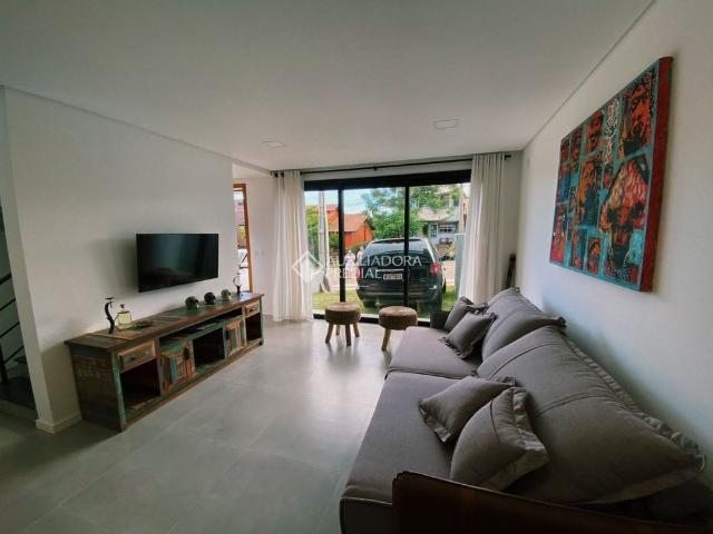 Casa com 2 quartos e 120m² para alugar em Centro, Garopaba