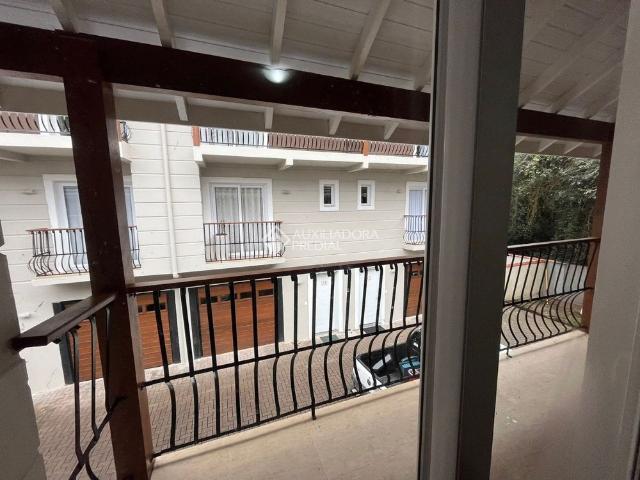 Casa com 2 quartos e 200m² para alugar em Centro, Canela