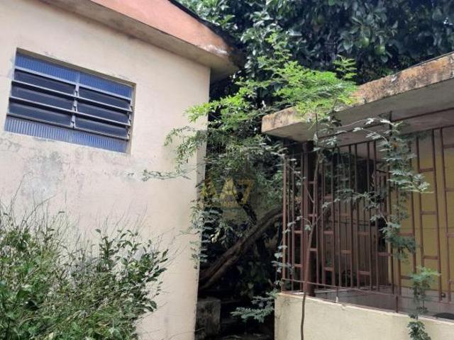 Casa com 2 quartos e 2 vagas em Jardim Ester, 250 m² para venda