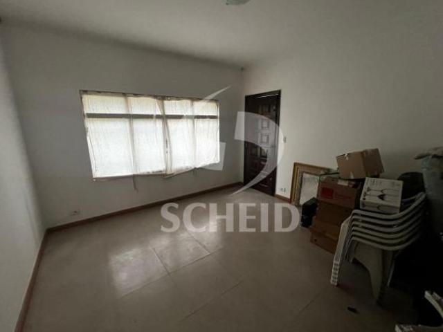 Casa com 2 Quartos e 3 banheiros à Venda, 140 m² por R$ 700.000