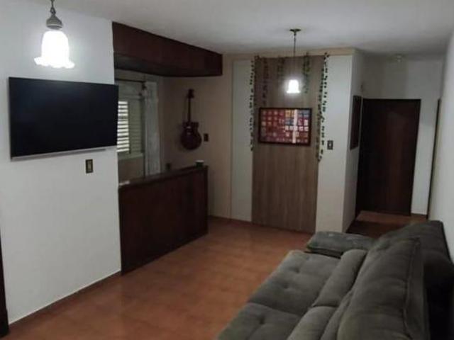 Casa com 2 Quartos e Amplo Terraço no Bairro Carioca – São Lourenço/MG