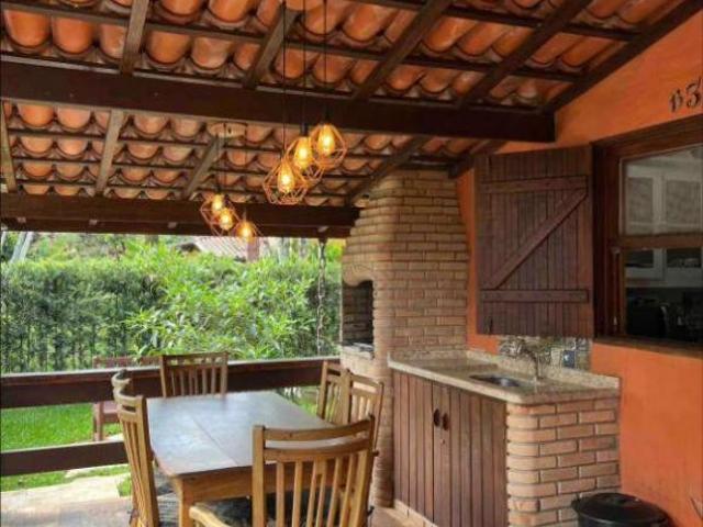 CASA COM 2 QUARTOS EM BOICUCANGA CONDOMINIO COMPLETO