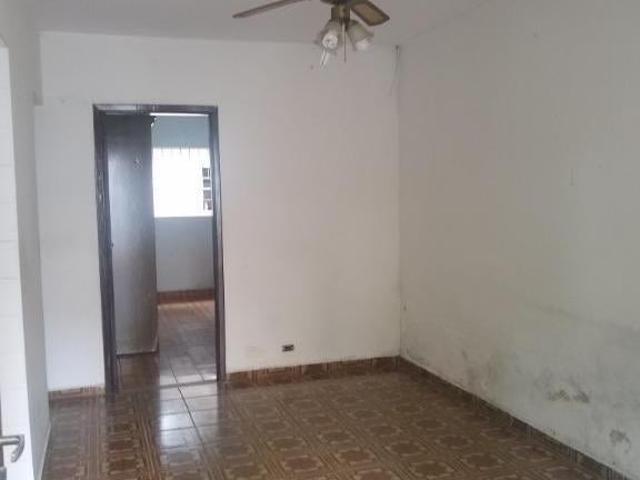 Casa com 2 Quartos para Venda, 160m², por R$ 430.000,00, em Vila Isa, São Paulo / SP