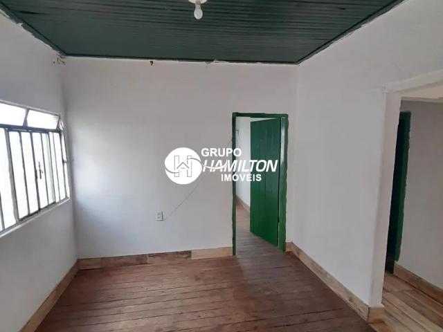 Casa com 2 quartos para alugar