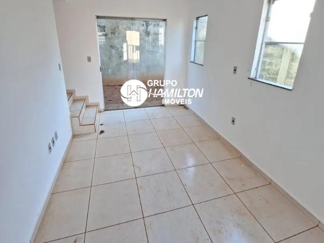 Casa com 2 quartos para alugar