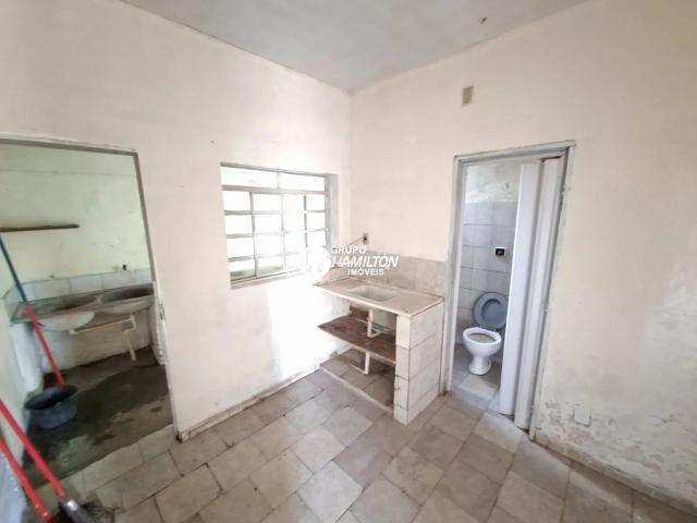 Casa com 2 quartos para alugar