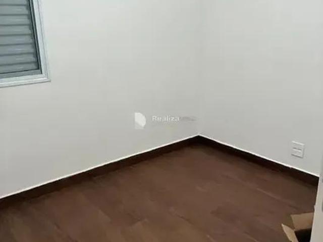 Casa com 2 Quartos para alugar, 51m² Eugênio de Mello