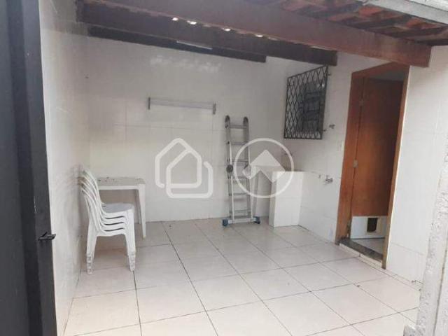 Casa com 2 quartos para alugar no bairro Carlos Prates, 50m²