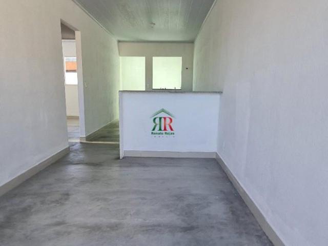 Casa com 2 quartos para alugar no bairro Colorado, 45m²