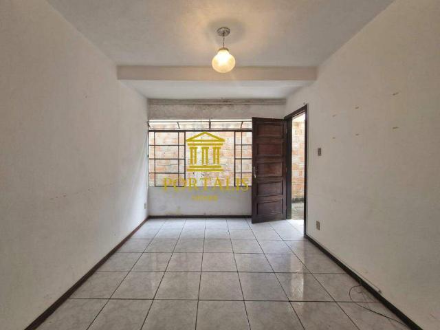 Casa com 2 quartos para alugar no bairro São Geraldo, 45m²