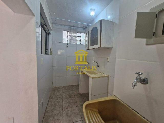 Casa com 2 quartos para alugar no bairro São Geraldo, 45m²