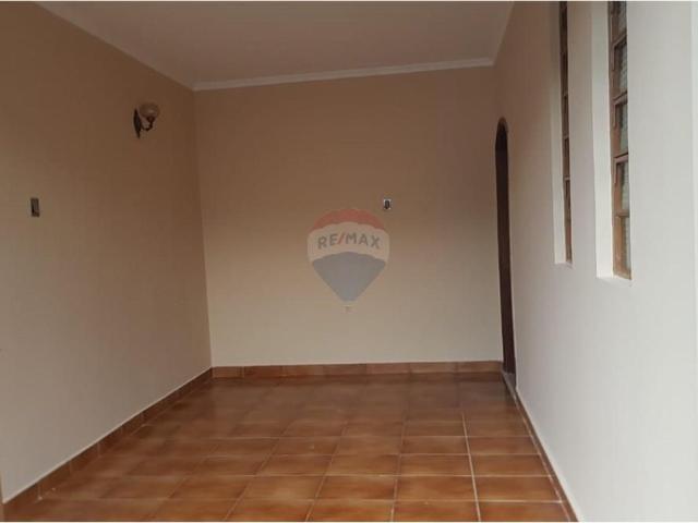CASA COM 2 QUARTOS PARA ALUGAR NO JARDIM PAULISTANO 85M²