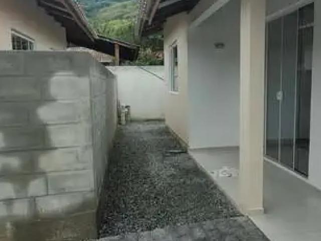 Casa com 2 quartos para alugar na Rua Carlos Bacca, 102, Espinheiros, Itajaí