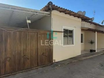 Casa com 2 quartos para alugar na Rua Carlos Chagas Filho, Enseada das Gaivotas, Rio das Ostras