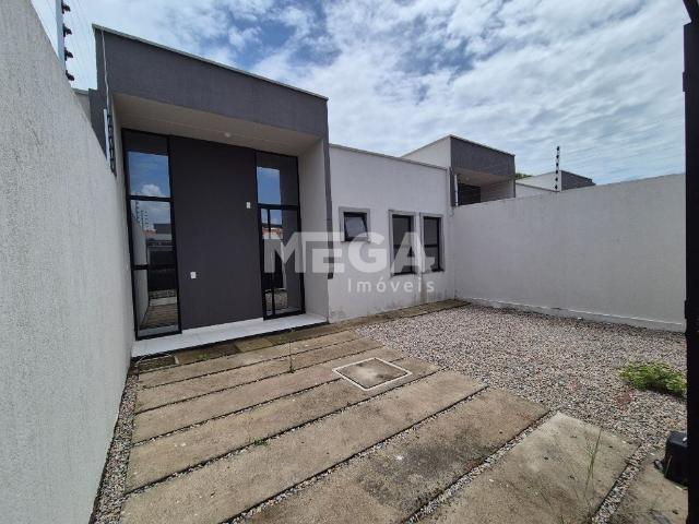 Casa com 2 suítes no bairro Camurupim em Caucaia, CE