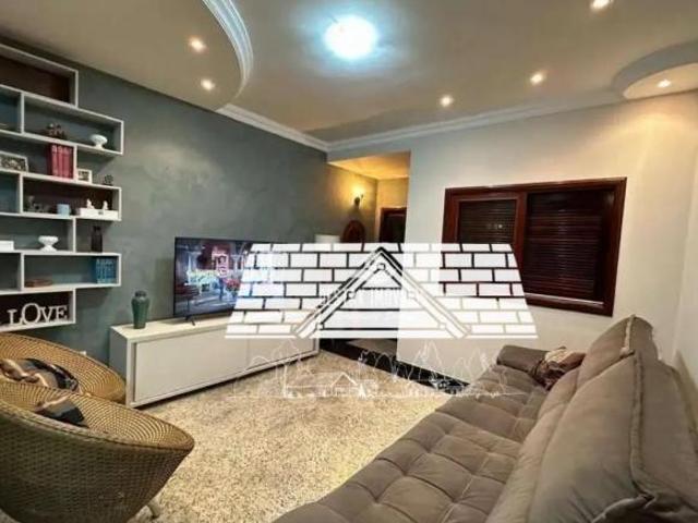 Casa com 300m² em Saltinho