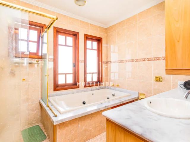 Casa com 362m² no bairro Jardim Lindóia
