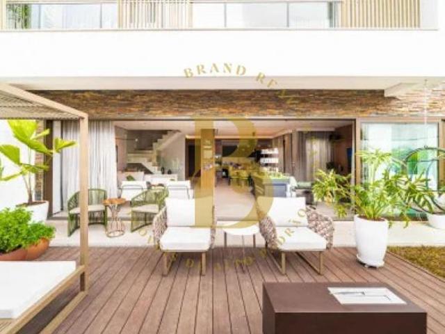 Casa com 374 m², 4 quartos sendo 3 suítes à venda no bairro Brooklin Novo