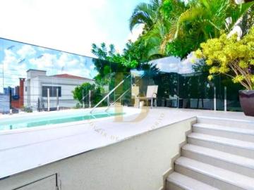 Casa com 375 m², 3 quartos sendo 3 suítes à venda no bairro Indianópolis