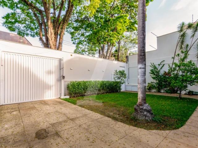 Casa com 380 m² à venda no Jardim Paulista perto do Parque Ibirapuera