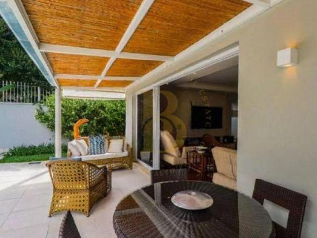 Casa com 397 m², 4 quartos sendo 4 suítes à venda no bairro Alto de Pinheiros