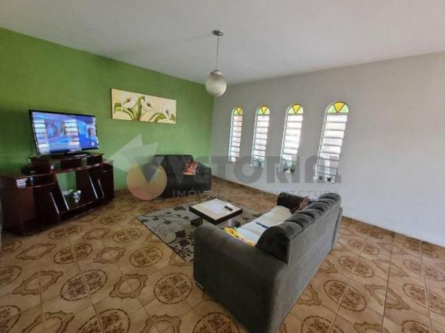 Casa com 3 dorm. à venda, 180 m² por R$ 650.000,00 Poiares Caraguatatuba/SP