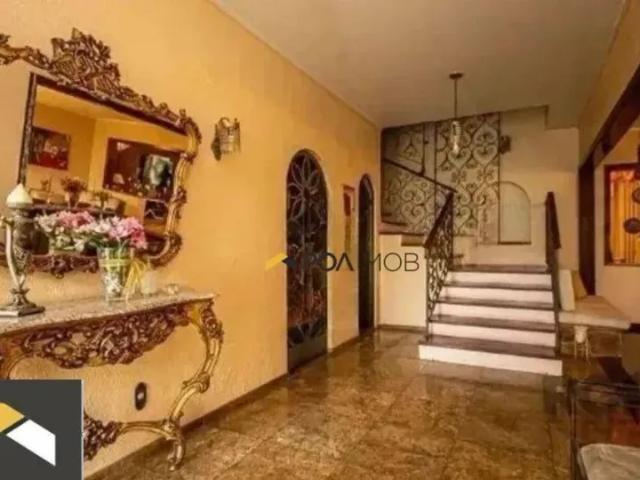 Casa com 3 dormitórios para alugar por R$ 15.400/mês Jardim Lindóia Porto Alegre/RS