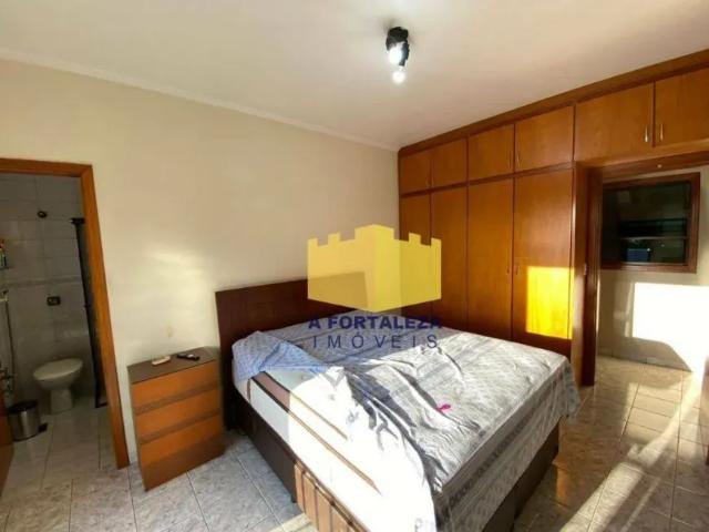 Casa com 3 dormitórios para alugar, 254 m² por R$ 7.684,00/mês Chácara Machadinho II Americana/S