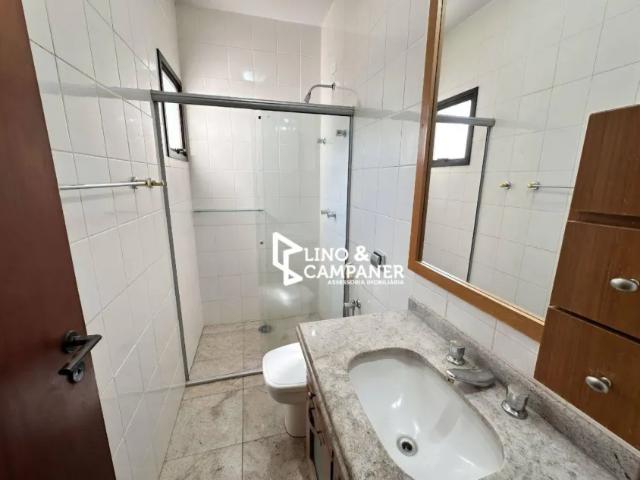 Casa com 3 dormitórios para alugar, 200 m² por R$ 6.800/mês Alto da Colina Londrina/PR