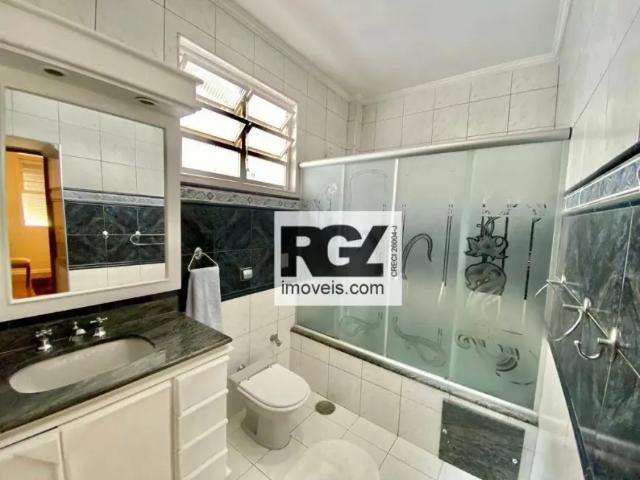 Casa com 3 dormitórios para alugar, 228 m² por R$ 7.650,00/mês Ponta da Praia Santos/SP