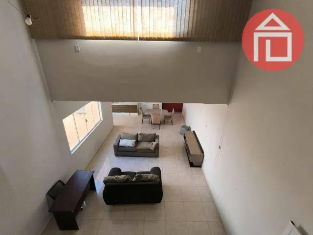 Casa com 3 dormitórios para alugar, 335 m² por R$ 6.000,00/mês Jardim Santa Paulina Bragança Pau