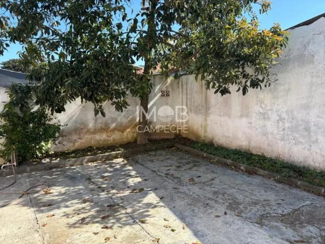 Casa com 3 dormitórios à venda no Campeche