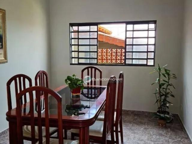 Casa com 3 dormitórios à venda, 250 m² por R$ 1.000.000,00 Vila Bressani Paulínia/SP
