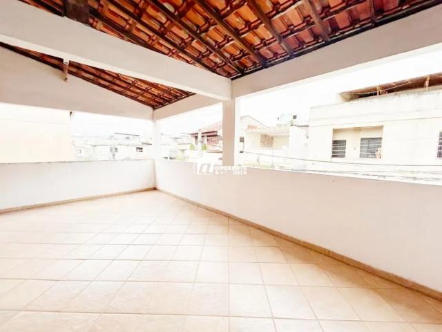 Casa com 3 dormitórios à venda, 268 m² por R$ 650.000,00 Centro Nilópolis/RJ