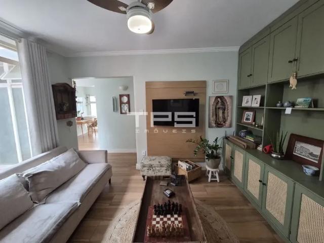 Casa com 3 dormitórios à venda, 224 m² por R$ 980.000 Vila Paraíba Guaratinguetá/SP