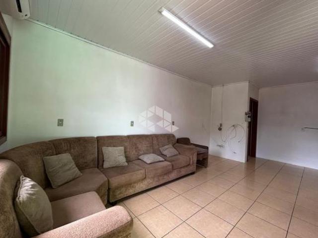 Casa com 3 dormitórios no bairro Monte Pasqual em Farroupilha