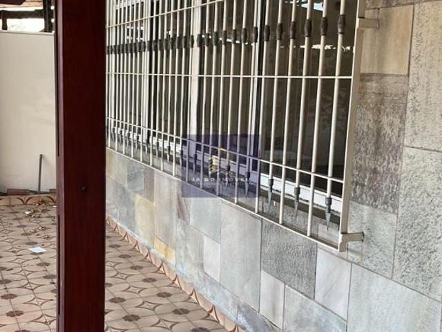 Casa com 3 dormitórios no Jardim Cidália!