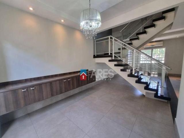 Casa com 3 dormitórios à venda, 108 m² por R$ 1.200.000,00 Cariobinha Americana/SP