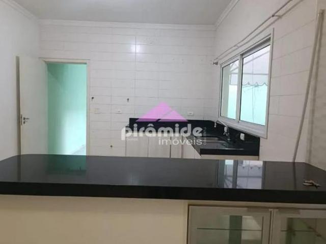 Casa com 3 dormitórios à venda, 115 m² por R$ 780.000,00 Jardim das Indústrias São José dos Camp